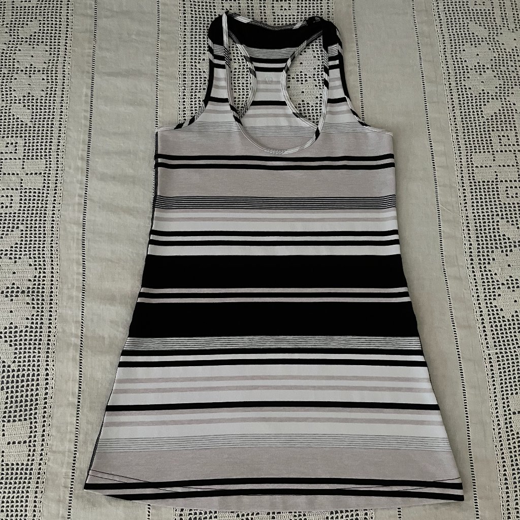 Lululemon Cool Racerback White, Beige & Black Stripe Fits Size 4 Or 6